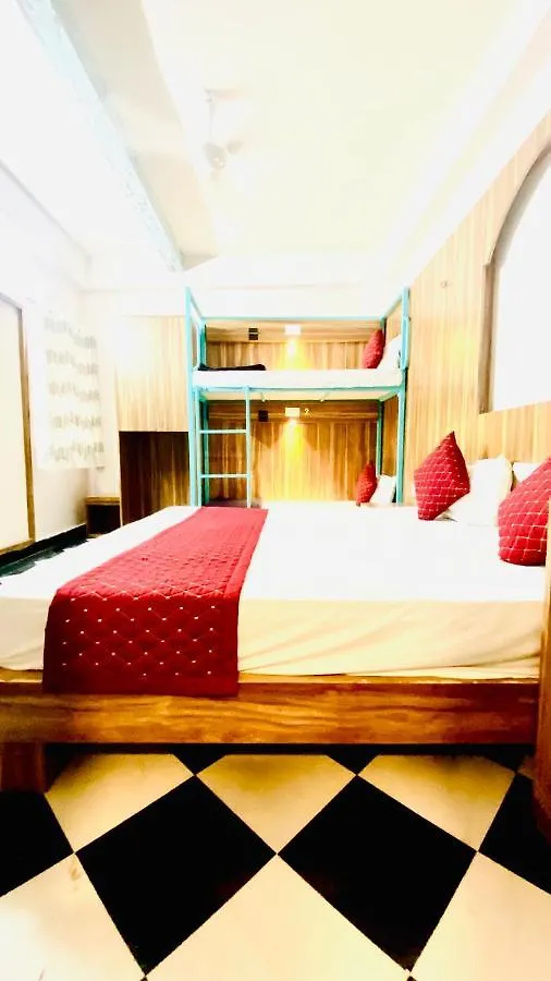 Hotel The Uddhav Elite Udaipur